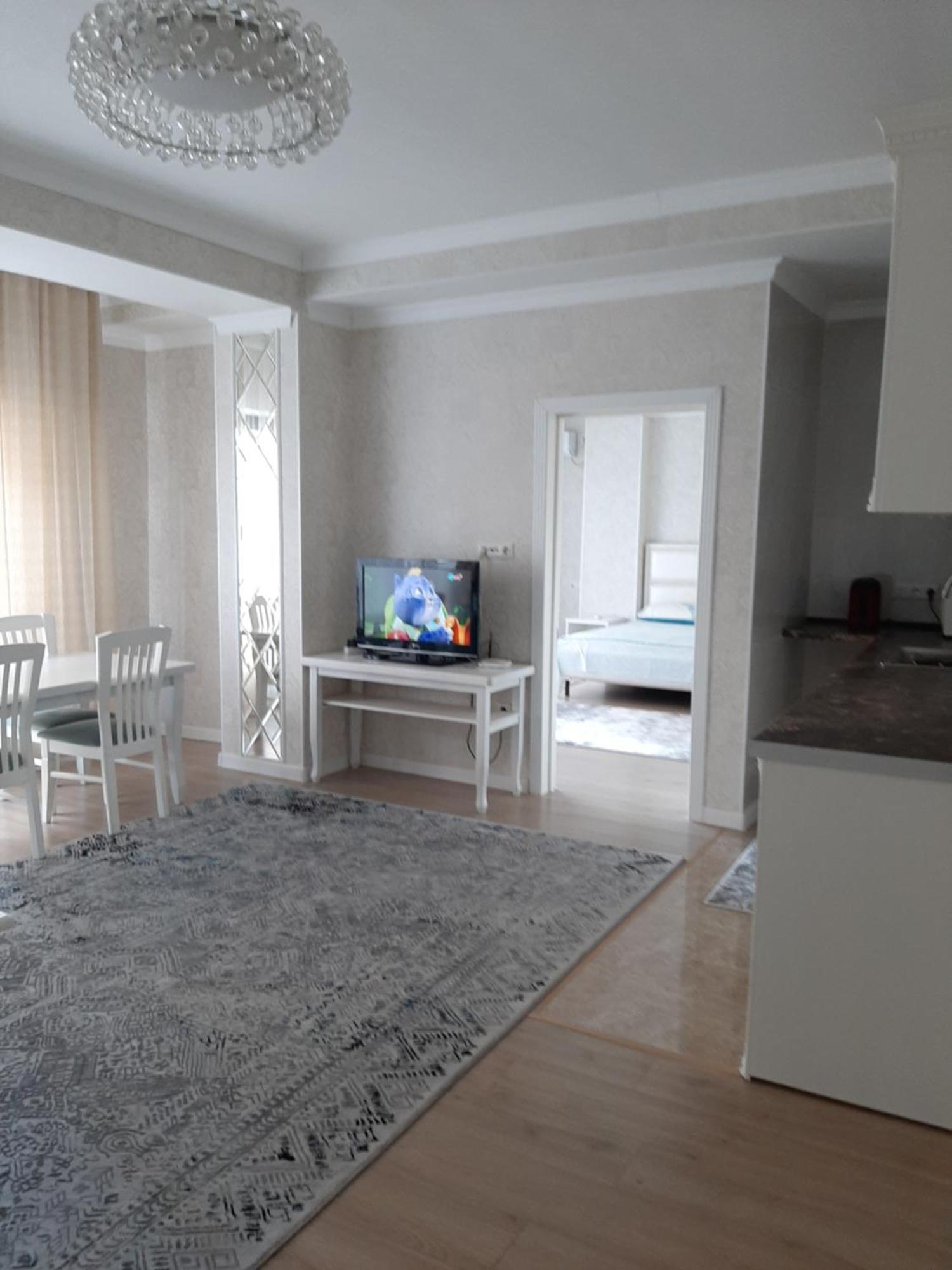 Comfortable Apartment Bisjkek Eksteriør bilde