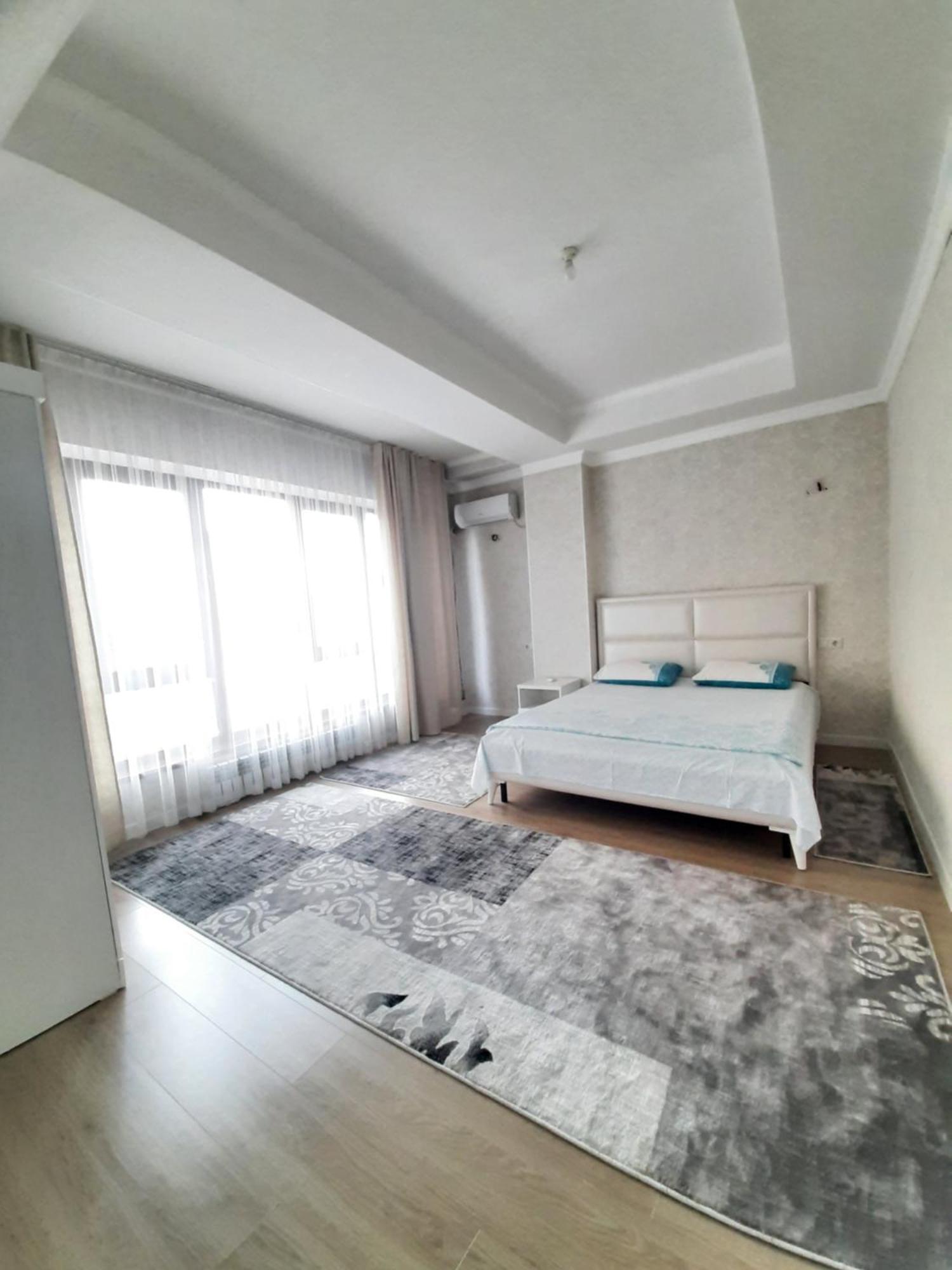 Comfortable Apartment Bisjkek Eksteriør bilde