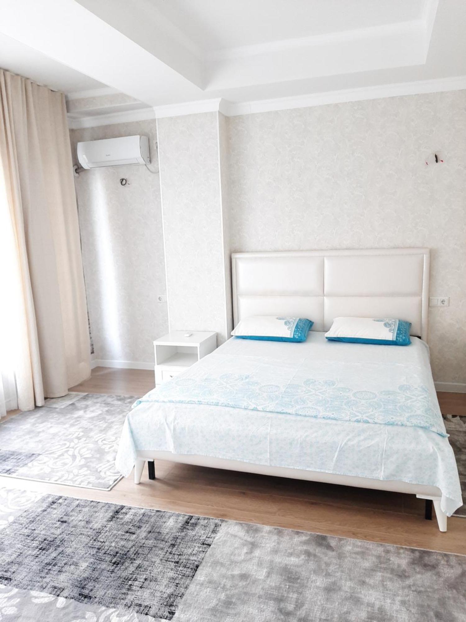 Comfortable Apartment Bisjkek Eksteriør bilde